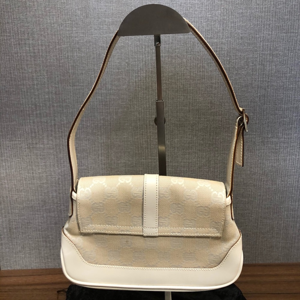 THE CUTEST Mini ecru monogram GUCCI bag - Picture 2 of 8
